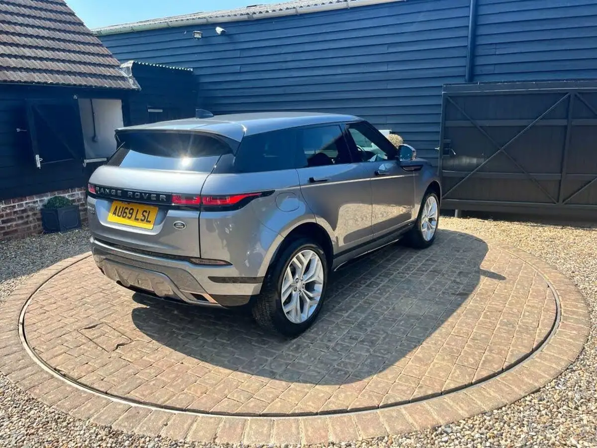 2019-land-rover-range-rover-evoque-20-d150-r-dynamic-s-big-44
