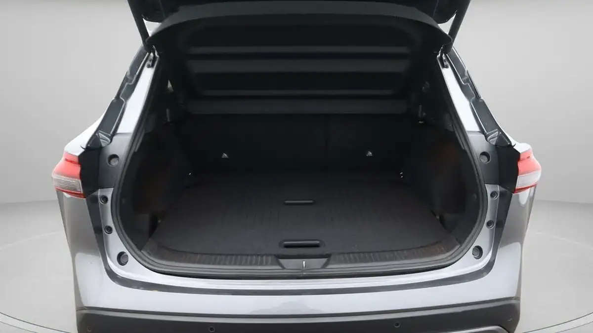 2023-nissan-qashqai-15-tekna-big-17