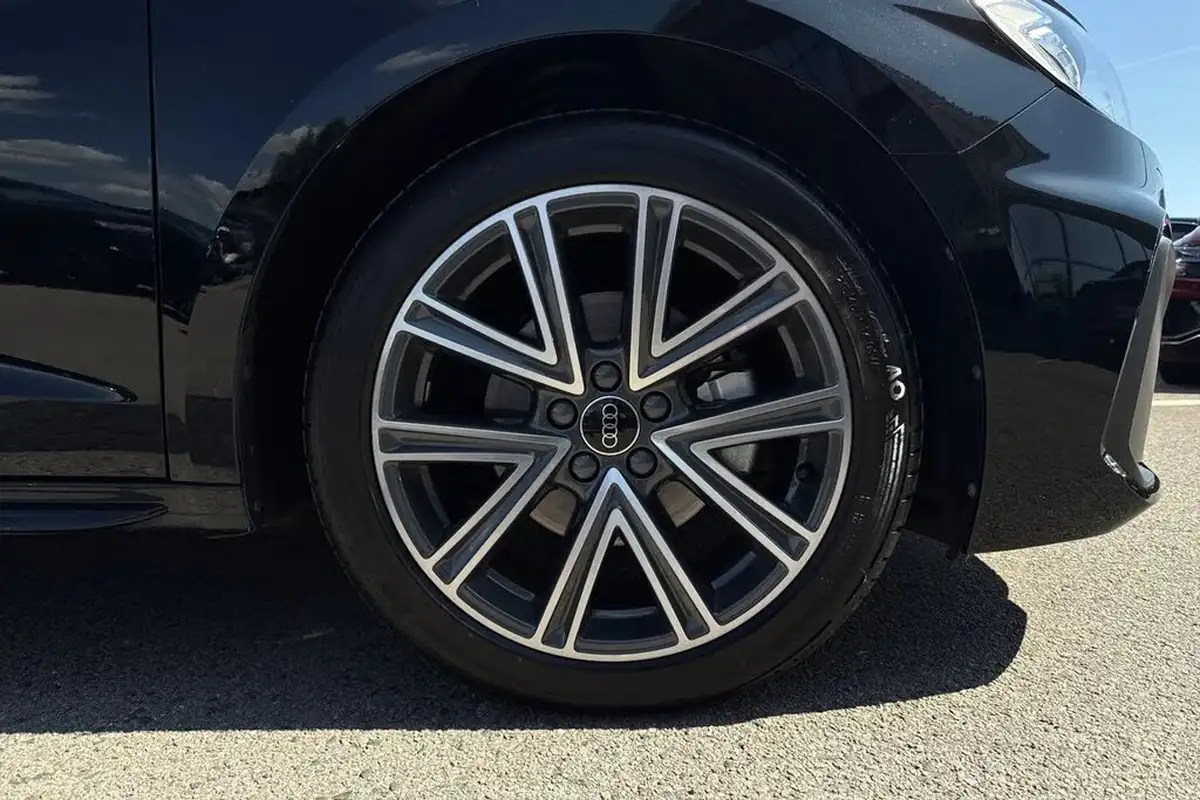 2025-audi-a1-15-35-tfsi-s-line-big-8