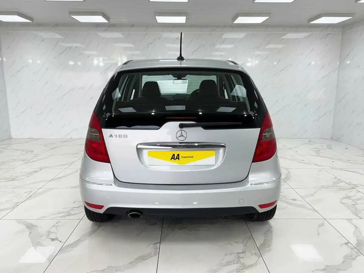 2009-mercedes-benz-a-class-17-a180-avantgarde-se-blue-f-5d-big-8