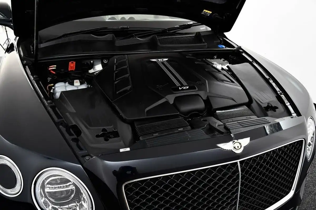 2019-bentley-bentayga-40-v8-big-43