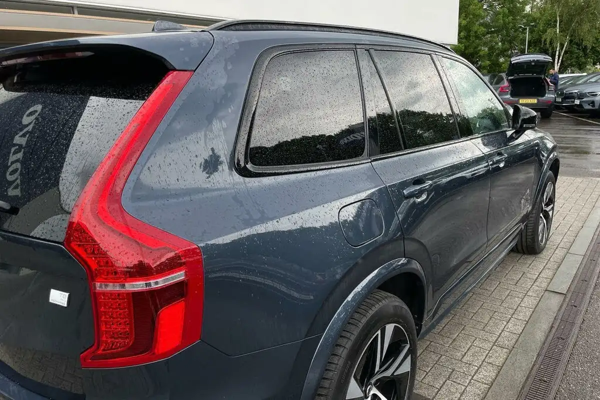 2022-volvo-xc90-20-t8-r-design-455bhp-big-10