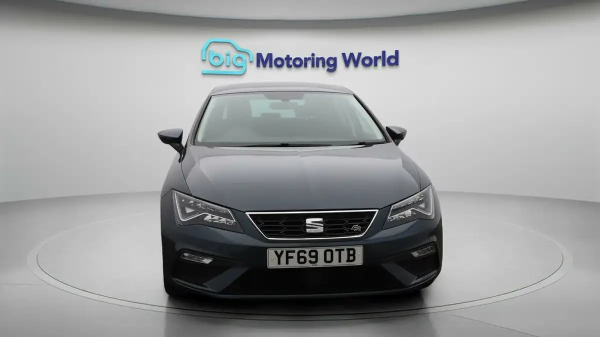 2019-seat-leon-15-tsi-evo-fr-130ps-hatchback-big-2