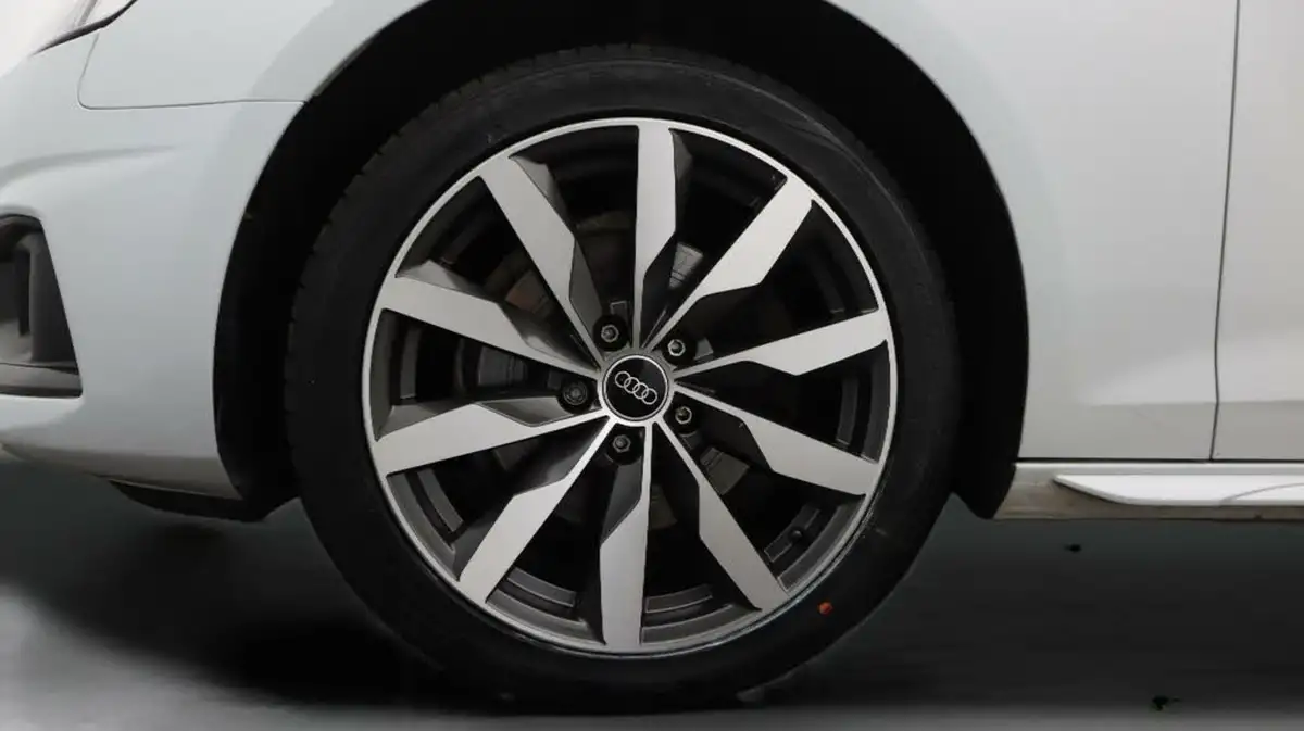 2021-audi-a4-20-35-tdi-sport-edition-big-18
