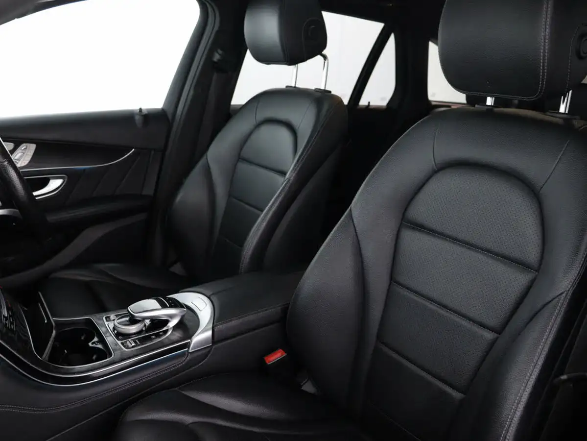 2017-mercedes-benz-glc-class-21d-glc220d-amg-line-premiumss-station-wagon-5d-big-45