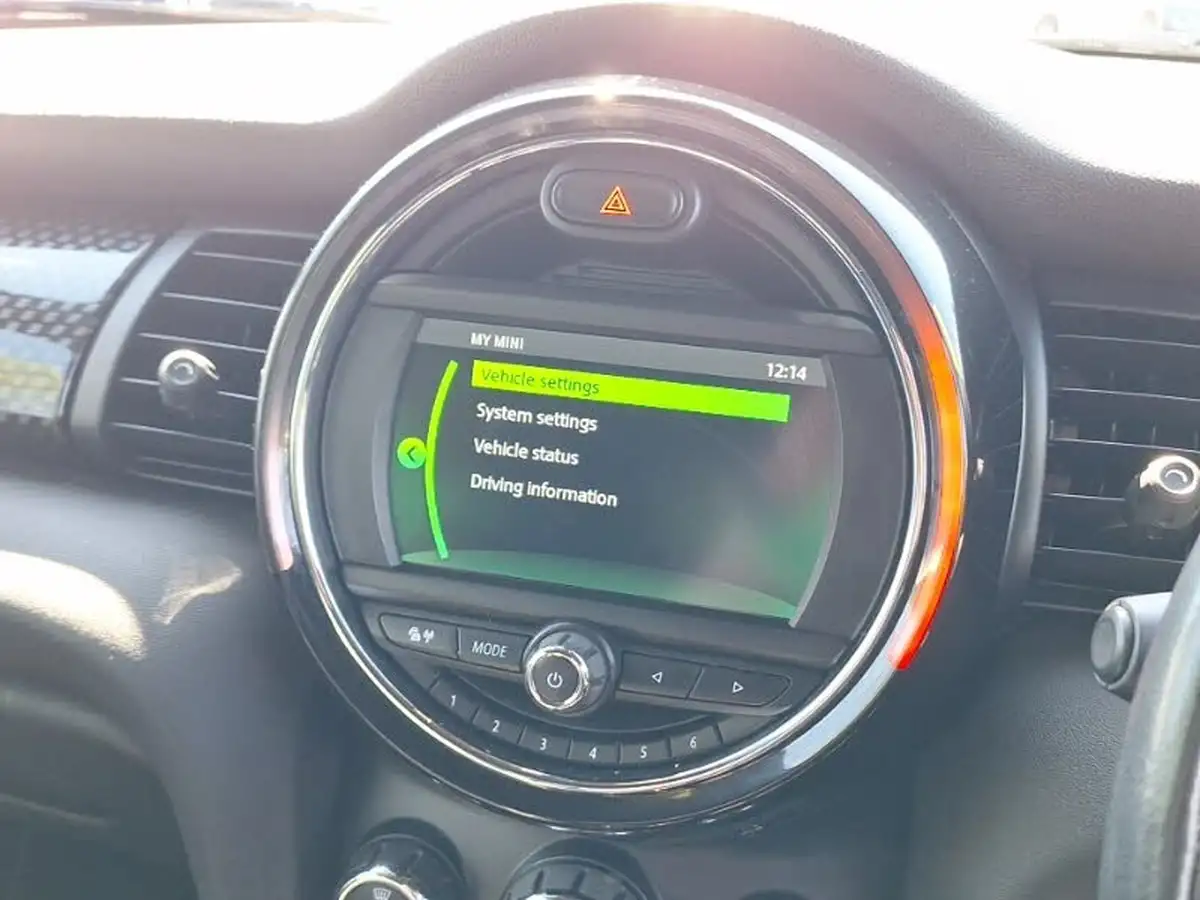 2019-mini-cooper-20-cooper-s-sport-189bhp-hatchback-3d-auto-big-18