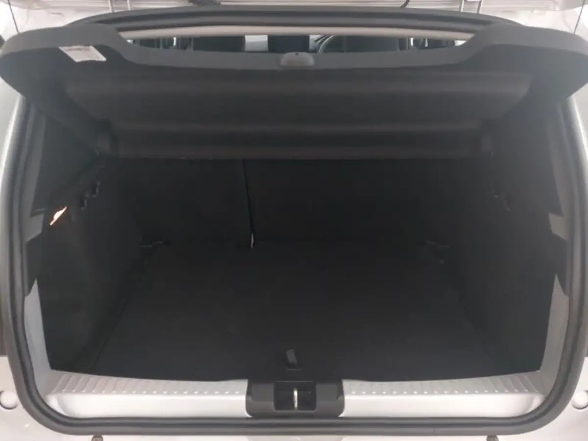 2024-dacia-sandero-stepway-10-tce-extreme-90bhp-big-7