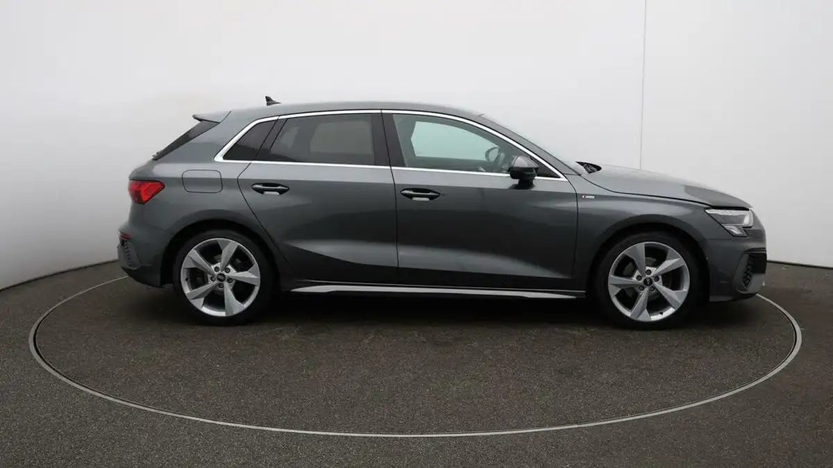 2022-audi-a3-15-35-tfsi-s-line-sportback-5d-big-50