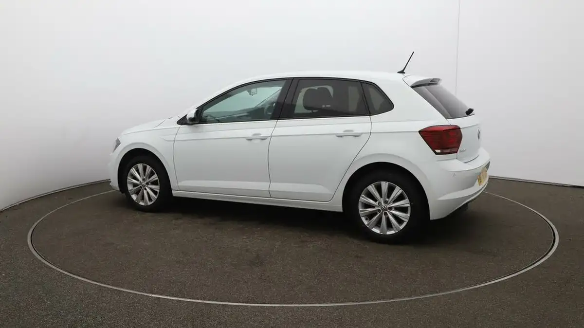 2020-volkswagen-polo-10-tsi-match-big-40
