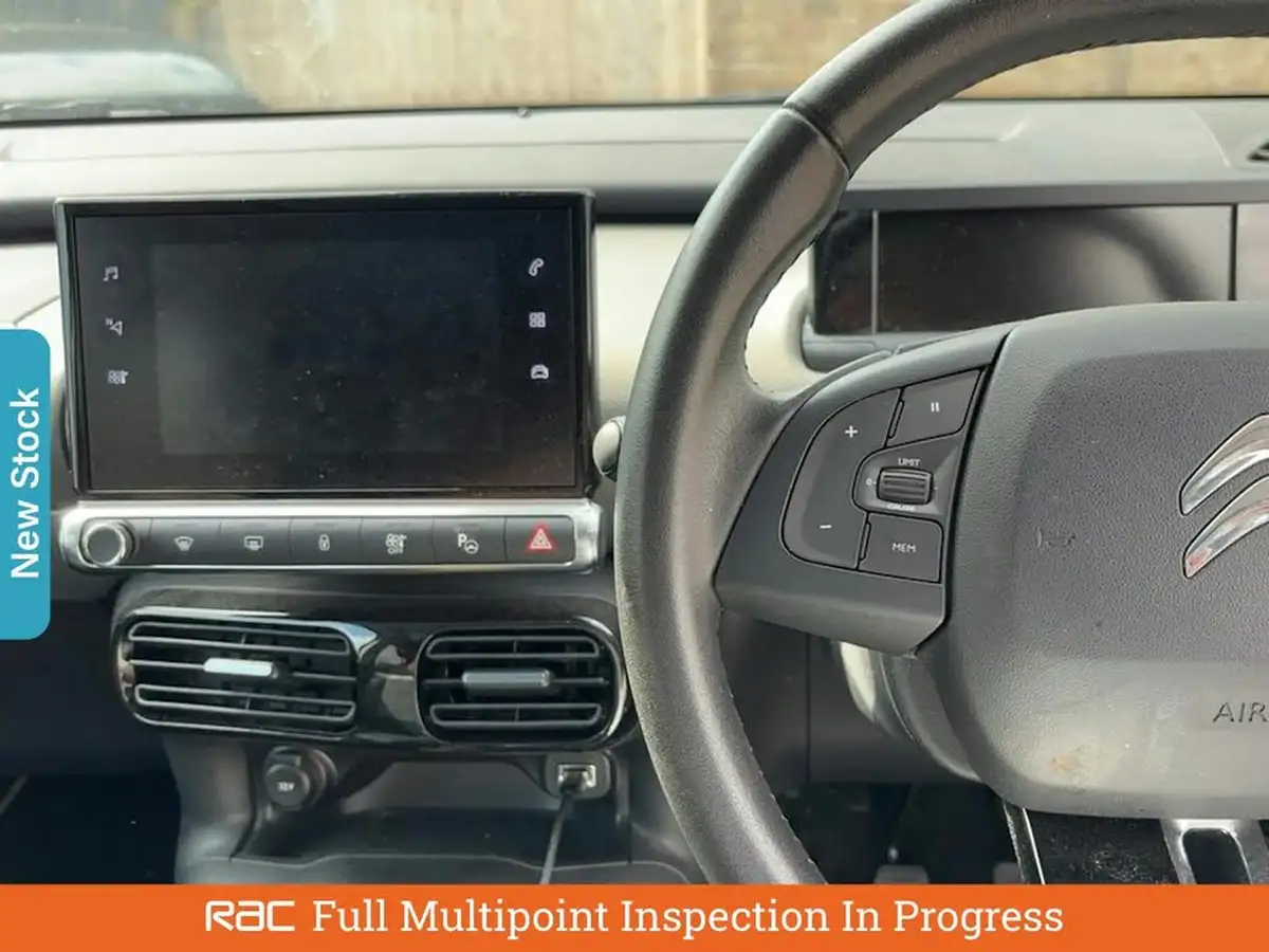 2019-citroen-c4-cactus-12-puretech-flair-130ps-big-2