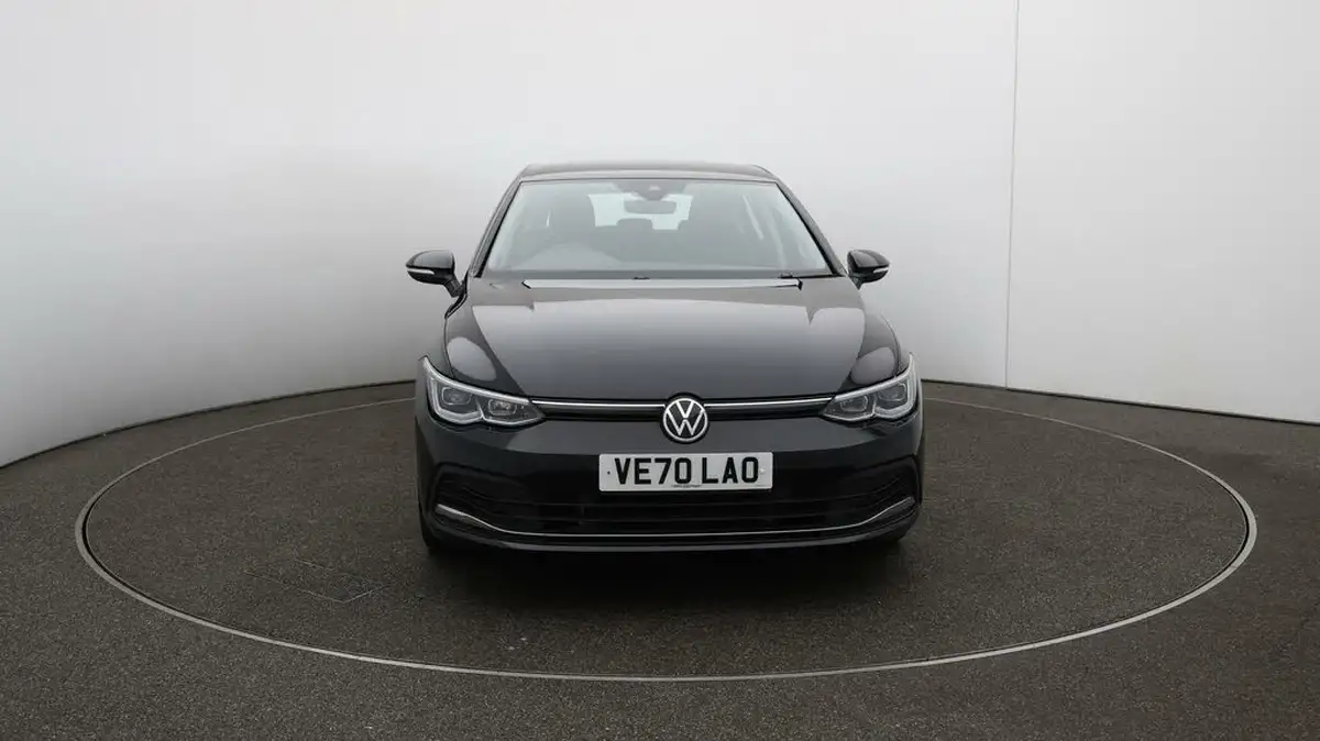 2021-volkswagen-golf-15-tsi-style-150ps-hatchback-big-40