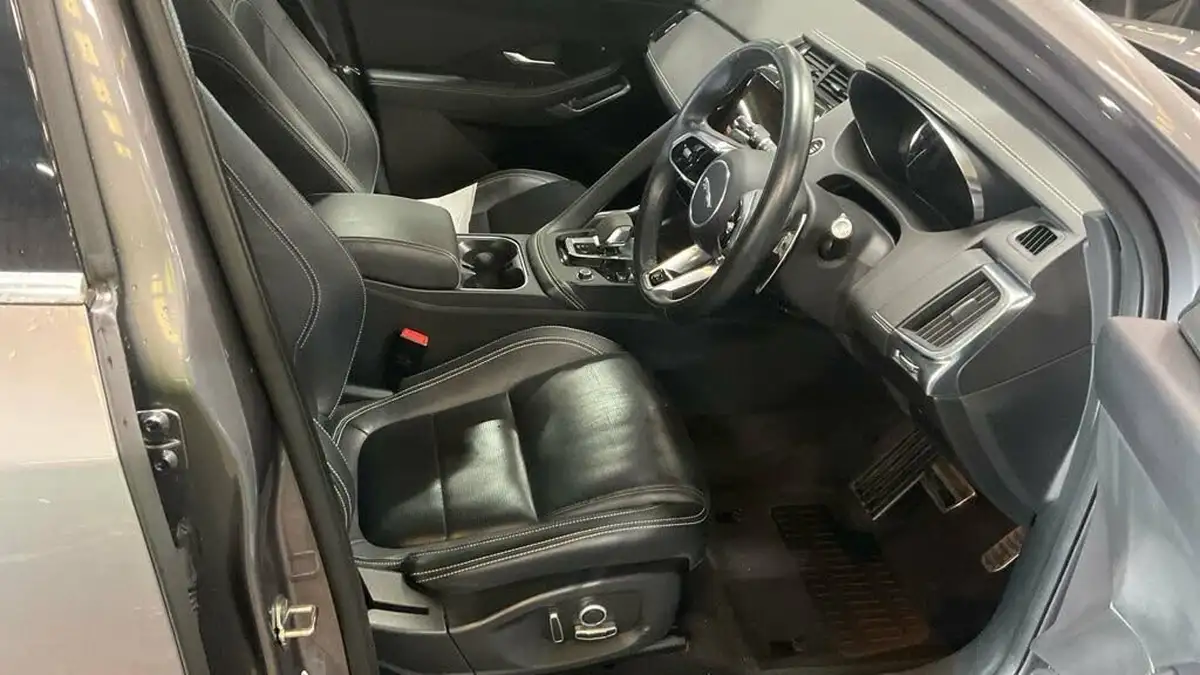 2021-jaguar-e-pace-20-d165-r-dynamic-s-awd-mhev-auto-big-5
