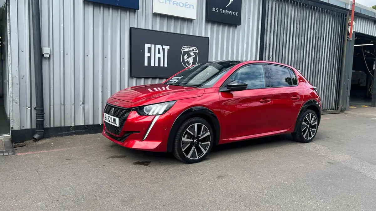 2022-peugeot-208-12-puretech-gt-100bhp-big-6