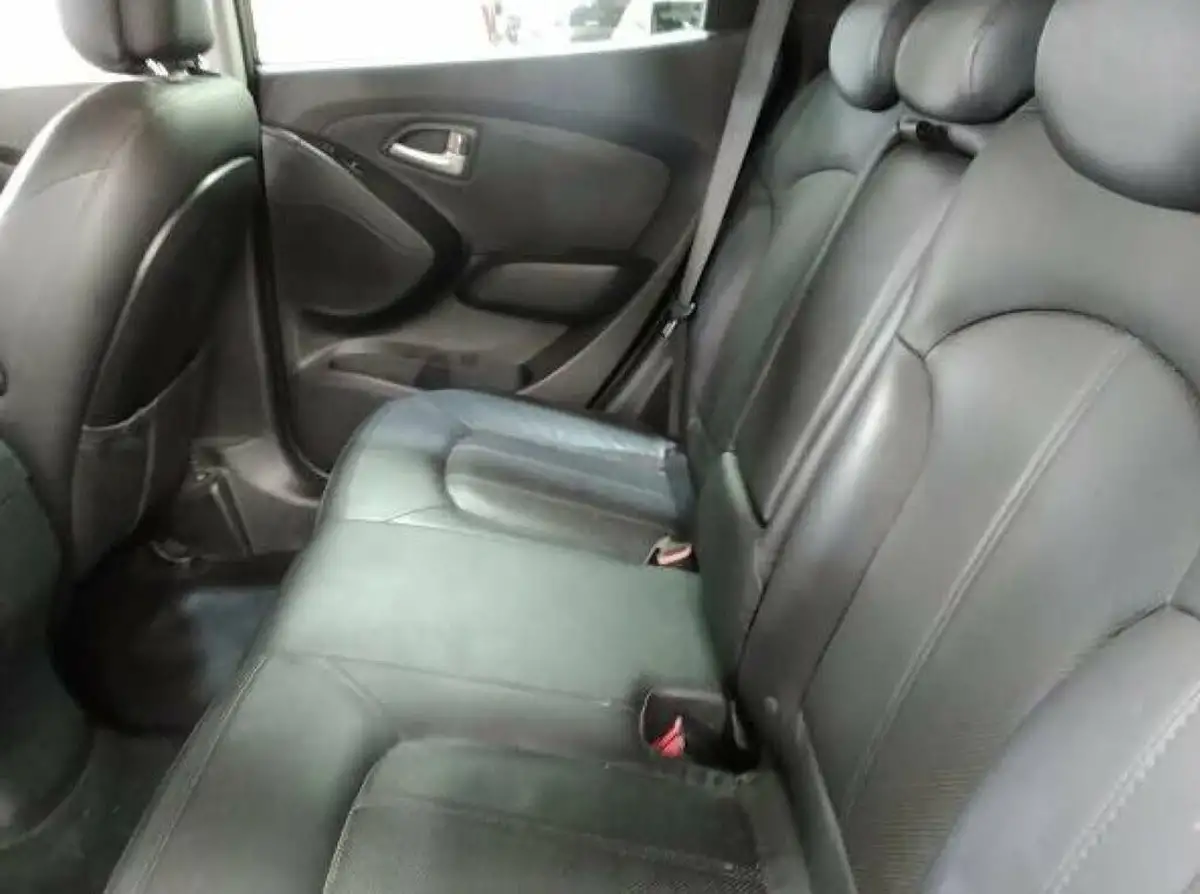 2014-hyundai-ix35-17td-premium-115ps-big-10