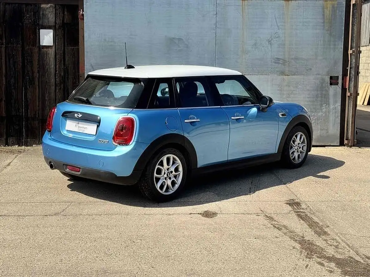 2015-mini-cooper-15-cooper-5d-auto-big-6