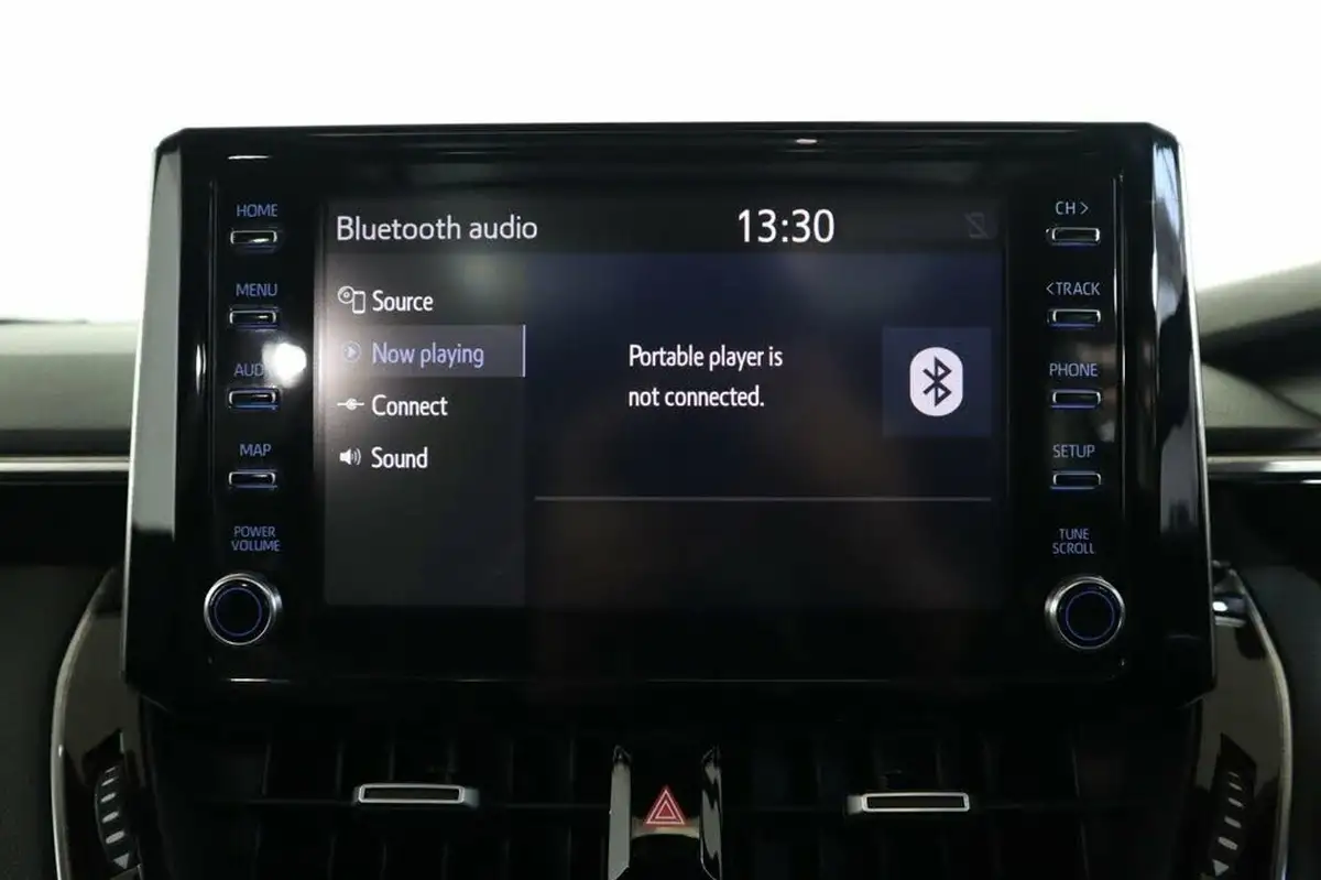 2019-toyota-corolla-18-vvt-i-design-trk-hatchback-5d-big-34