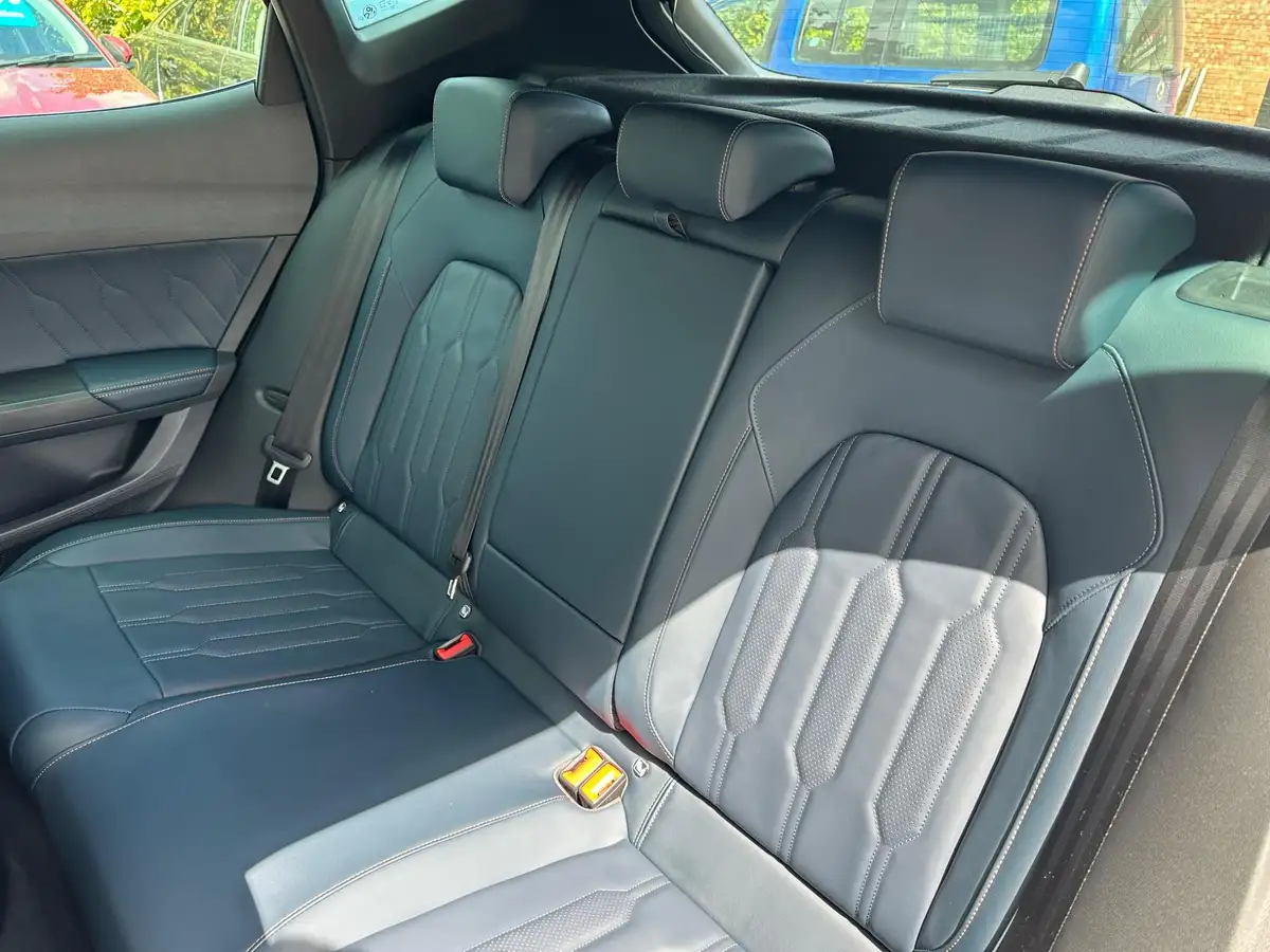 2024-cupra-formentor-15-tsi-v2-big-38