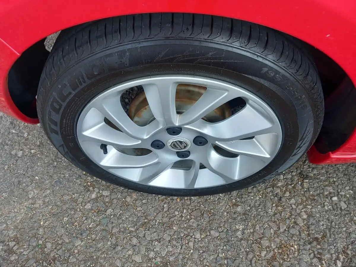2016-mg-mg3-15-vti-tech-3form-sport-big-9