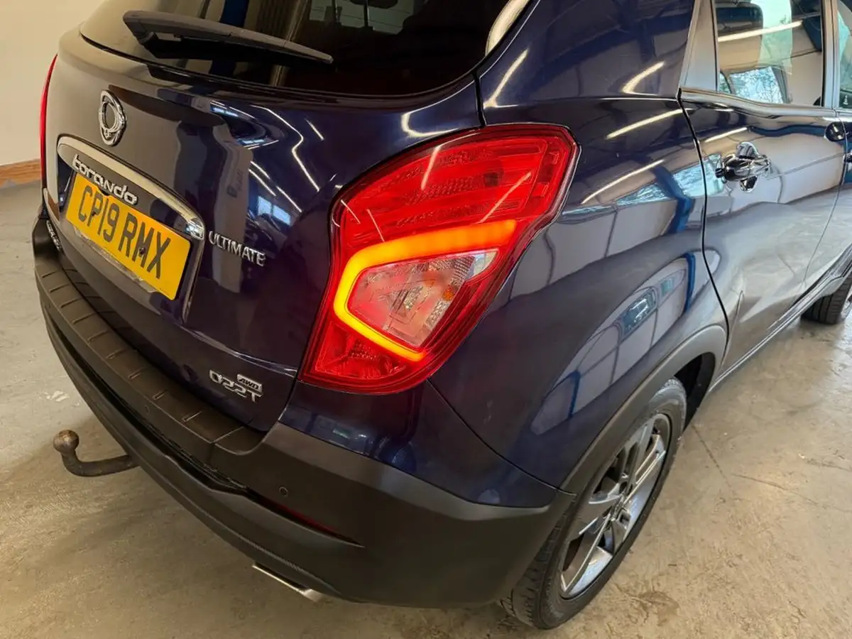2019-kgm-ssangyong-korando-22td-ultimate-big-12