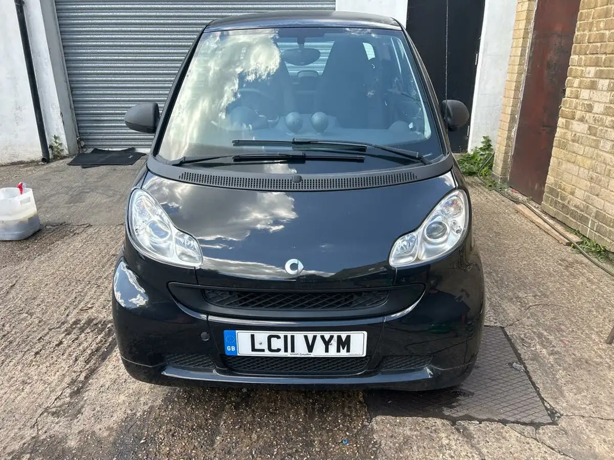 2011-smart-fortwo-10-passion-71bhp-coupe-softouch-big-7