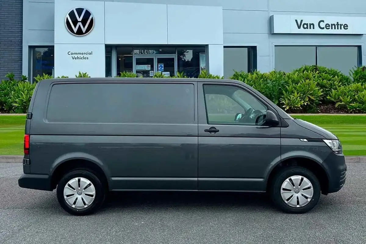 2024-volkswagen-transporter-big-3