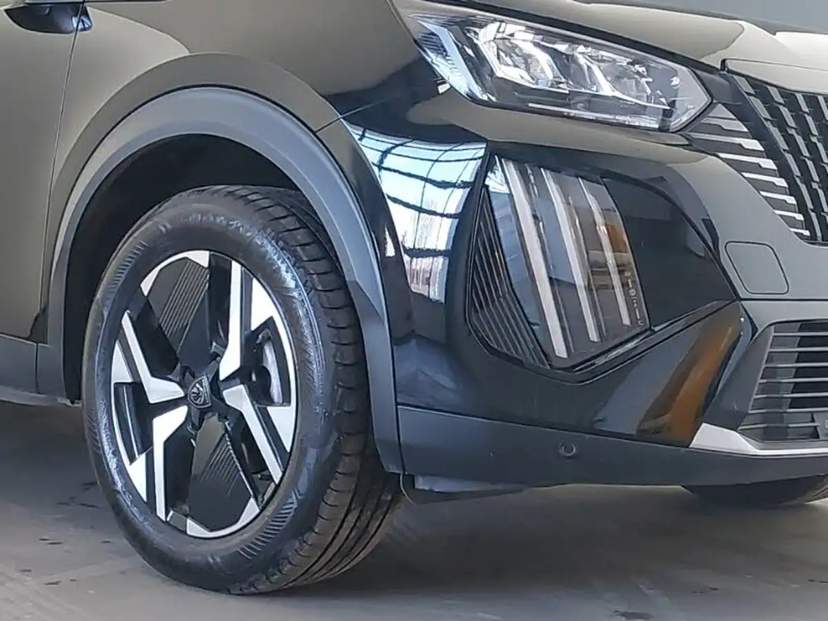 2024-peugeot-2008-suv-12-puretech-allure-130ps-big-8