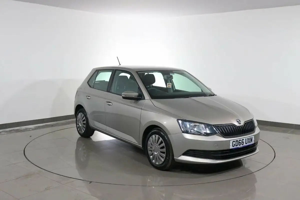 2017-skoda-fabia-10-mpi-s-hatchback-big-70