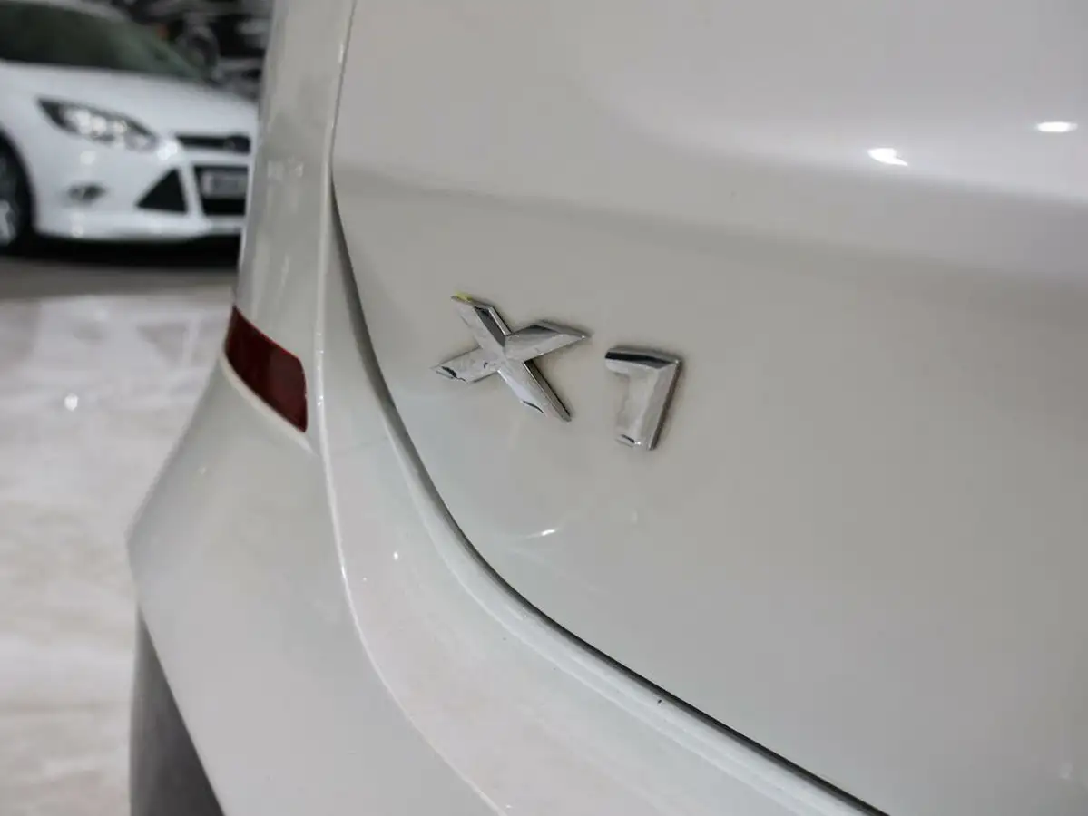 2018-bmw-x1-20-xdrive20i-m-sport-big-57