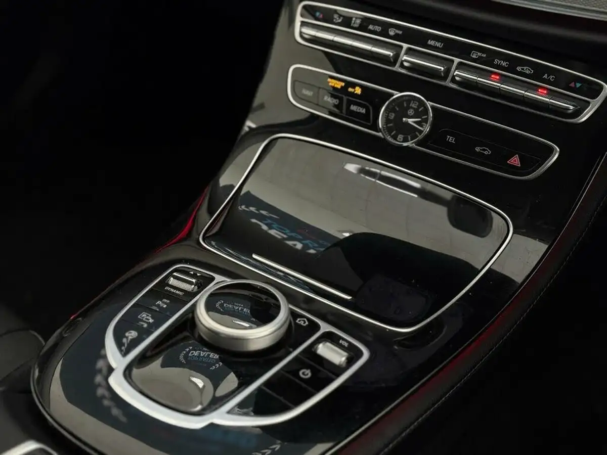 2017-mercedes-benz-e-class-20d-e220d-se-ss-saloon-4d-big-19