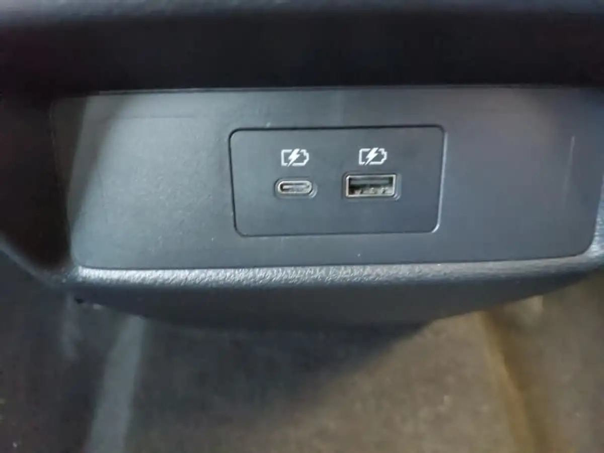 2022-nissan-qashqai-13-dig-t-tekna-140ps-mild-hybrid-big-9