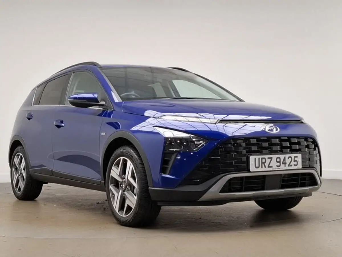 2023-hyundai-bayon-10-t-gdi-premium-100ps-dct-big-0