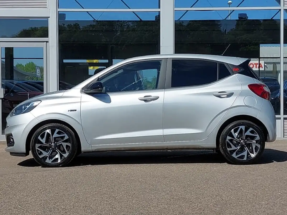 2022-hyundai-i10-10-t-gdi-n-line-big-3