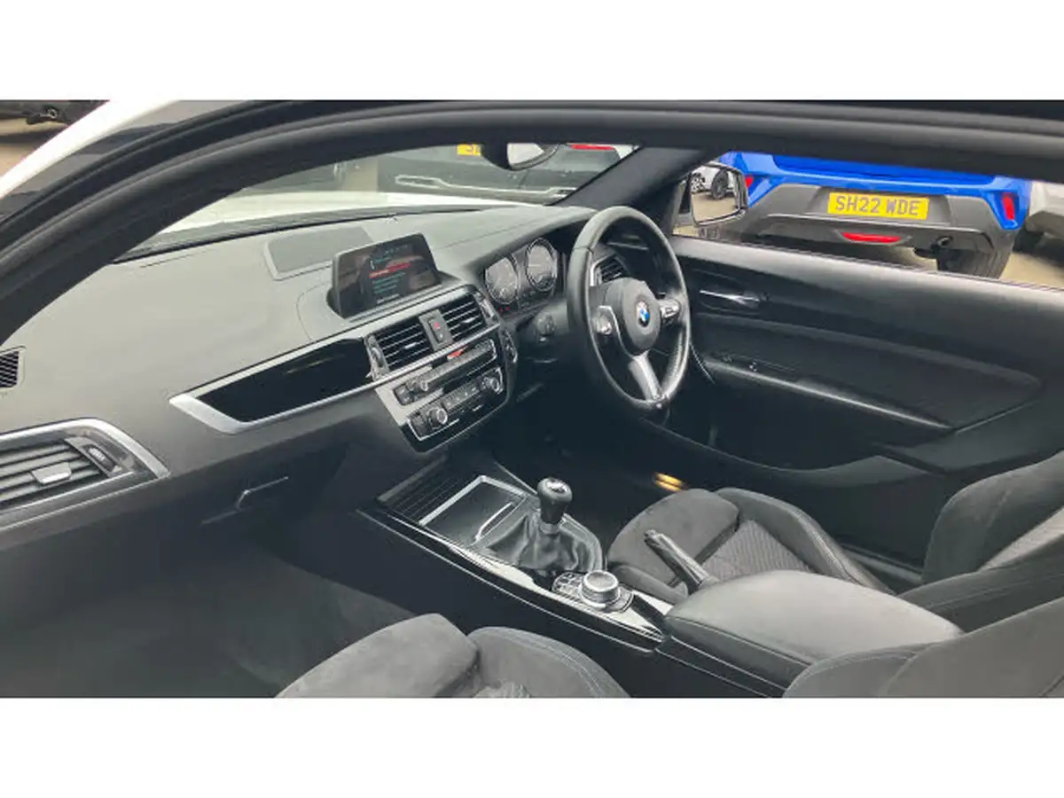 2017-bmw-1-series-15-118i-m-sport-shadow-edition-3d-big-8
