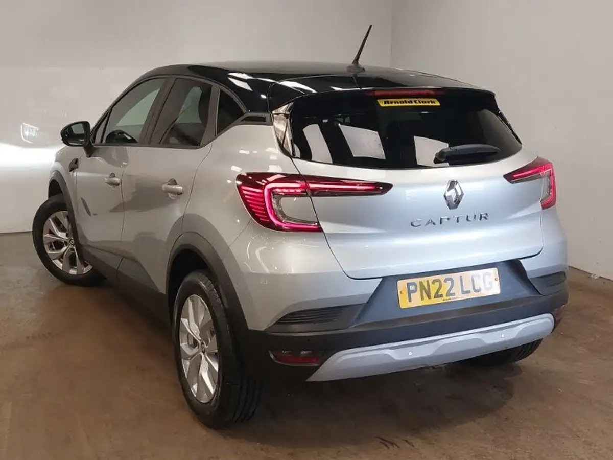 2022-renault-captur-13-tce-iconic-edition-big-1