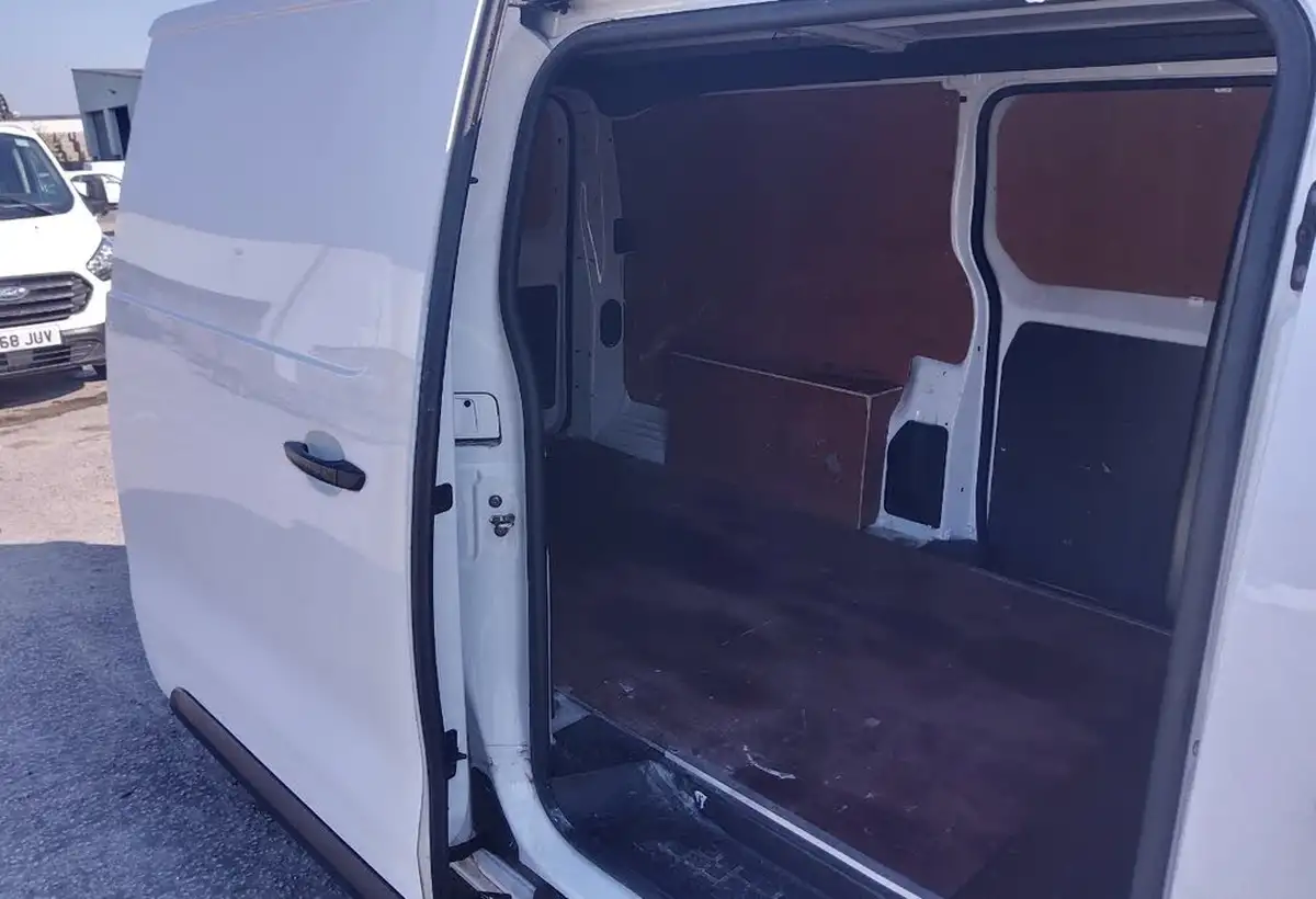 2020-vauxhall-vivaro-15td-2900-l2h1-edition-big-19