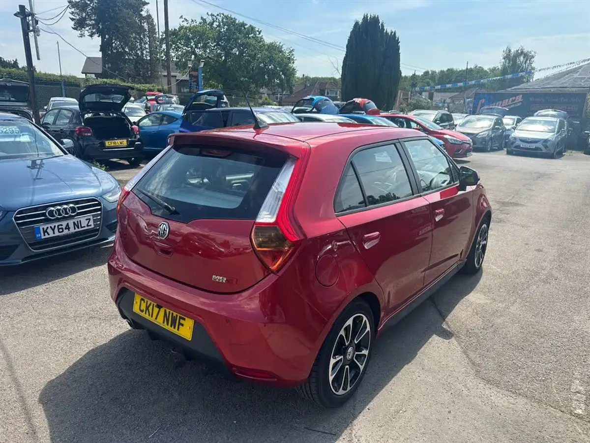 2017-mg-mg3-15-vti-tech-3style-ss-big-5