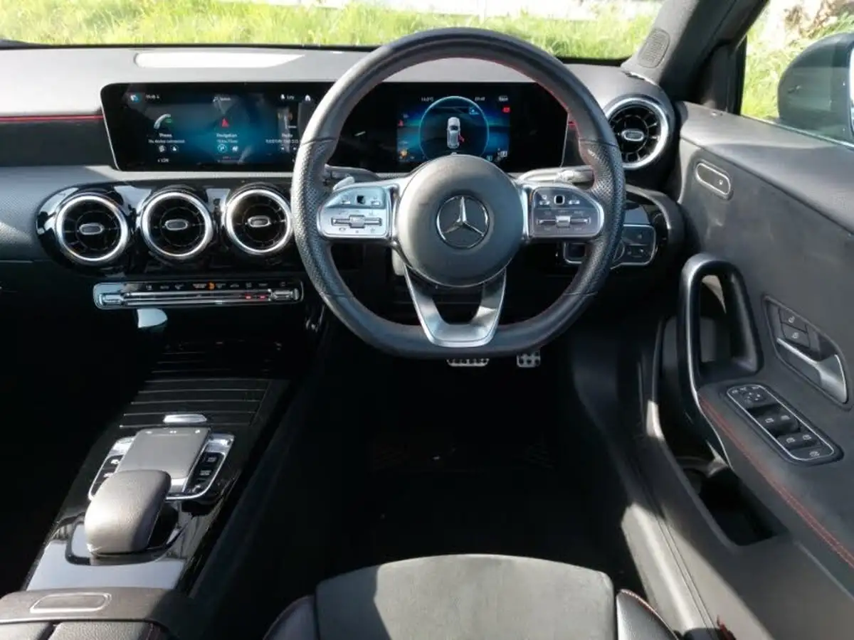 2019-mercedes-benz-a-class-13-a200-amg-line-executive-hatchback-5d-7g-dct-big-6