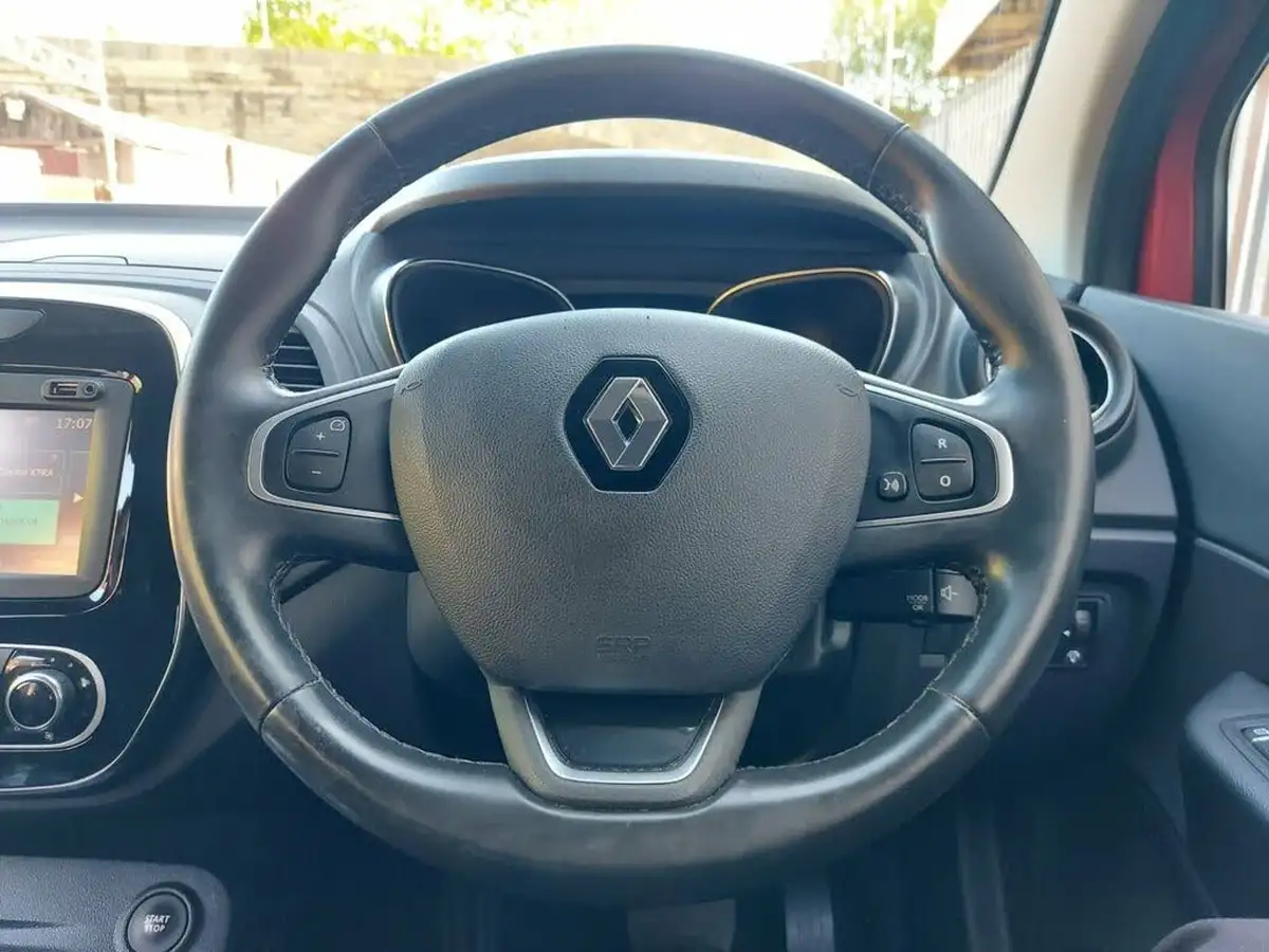 2017-renault-captur-12-dynamique-s-nav-big-33