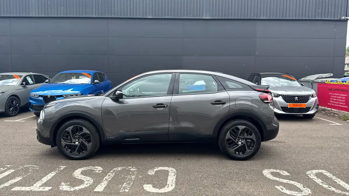 2023-citroen-c4-12-puretech-sense-big-5