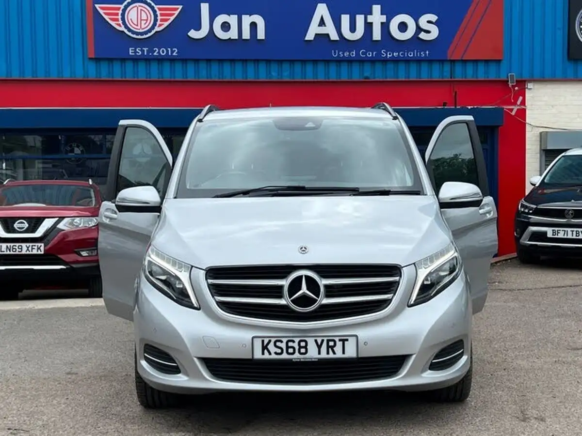 2018-mercedes-benz-v-class-21d-v220d-sport-big-20