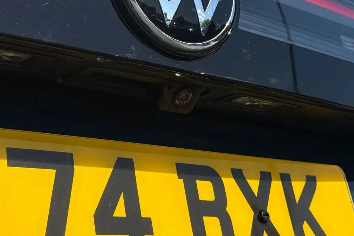 2024-volkswagen-tiguan-15-etsi-r-line-big-34