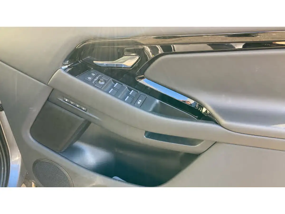 2024-land-rover-range-rover-evoque-20-d200-dynamic-hse-big-11