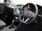 2022-volkswagen-tiguan-15-tsi-life-150ps-dsg-small-5