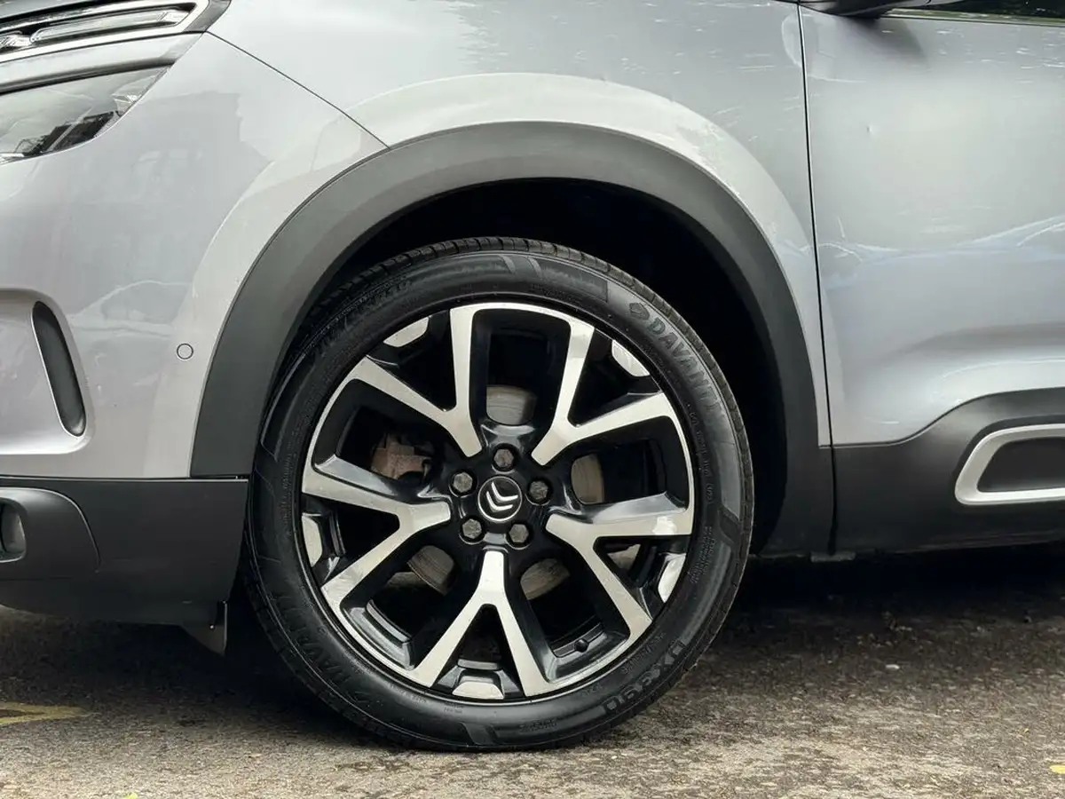 2020-citroen-c5-aircross-12-puretech-flair-plus-eat8-big-4