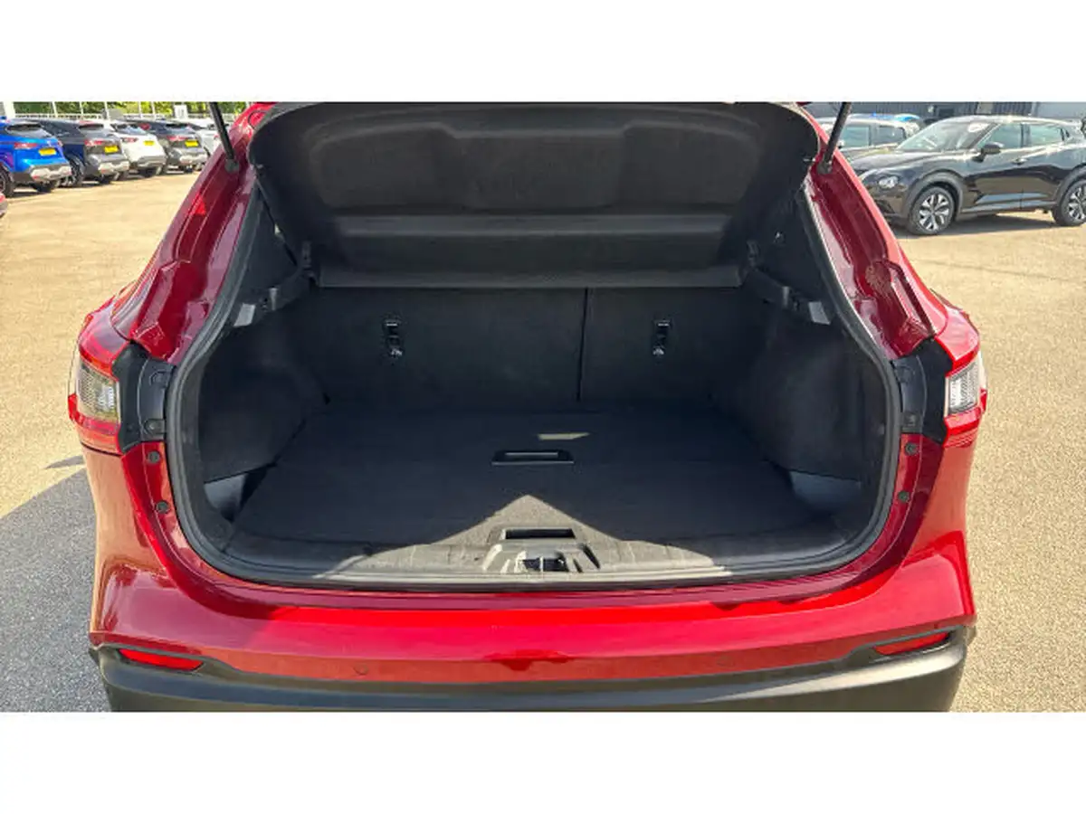 2019-nissan-qashqai-13-dig-t-tekna-140ps-big-3