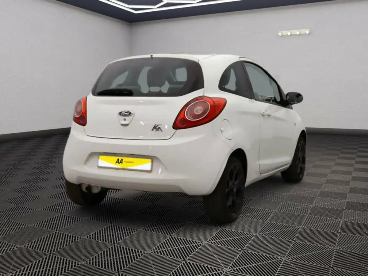 2016-ford-ka-12-zetec-white-edition-big-4