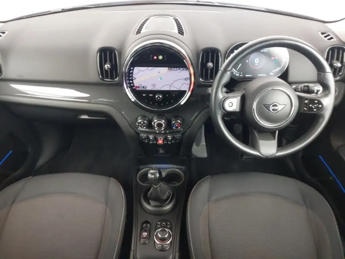 2022-mini-countryman-15-cooper-classic-big-3