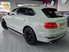 2019-bentley-bentayga-40-v8-small-5
