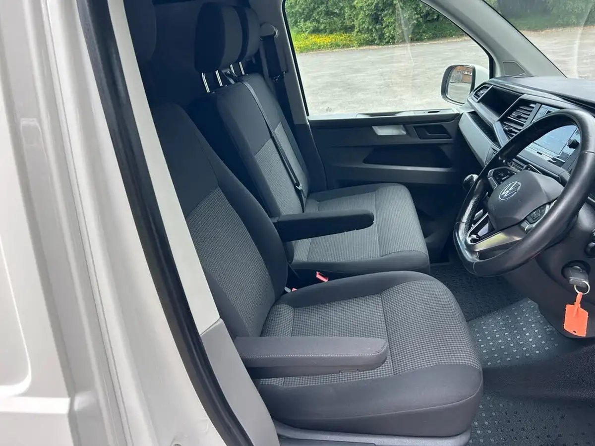 2021-volkswagen-transporter-20tdi-t28-startline-bmt-swb-110pseu6d-big-14