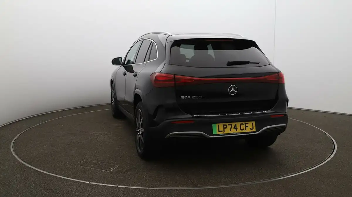 2025-mercedes-benz-eqa-e-eqa-250-amg-line-executive-big-51